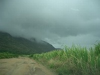 カウアイ島 雲行きが怪しくなってきました・・